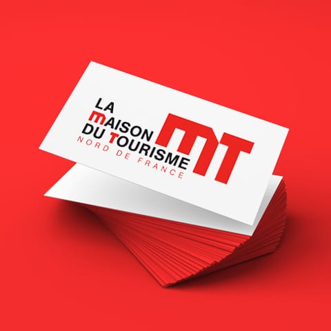 MAISON DU TOURISME : Construction d'un logo architectural de façon à évoquer un lieu plutôt que l'activité qu'il va héberger - Agence Linéal