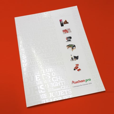 AUCHAN : Élaboration du design de la nouvelle collection de cartes cadeaux - Agence Linéal